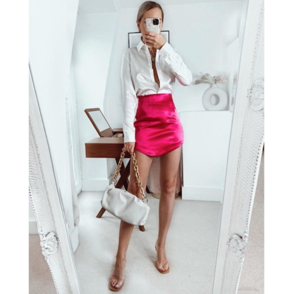 BLOGGER'S FAVE! Zara Pink Satin Effect High Waist Mini Skirt. Size S
